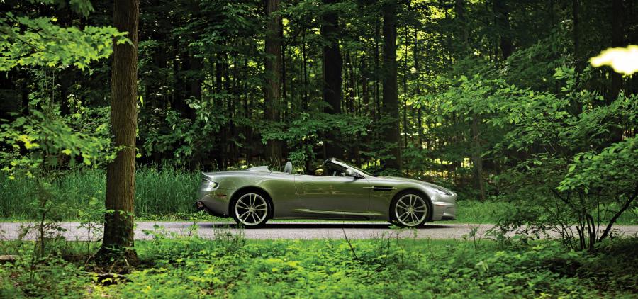  Aston Martin DBS Volante 2010 года  (NA) (фото 14 из 21)